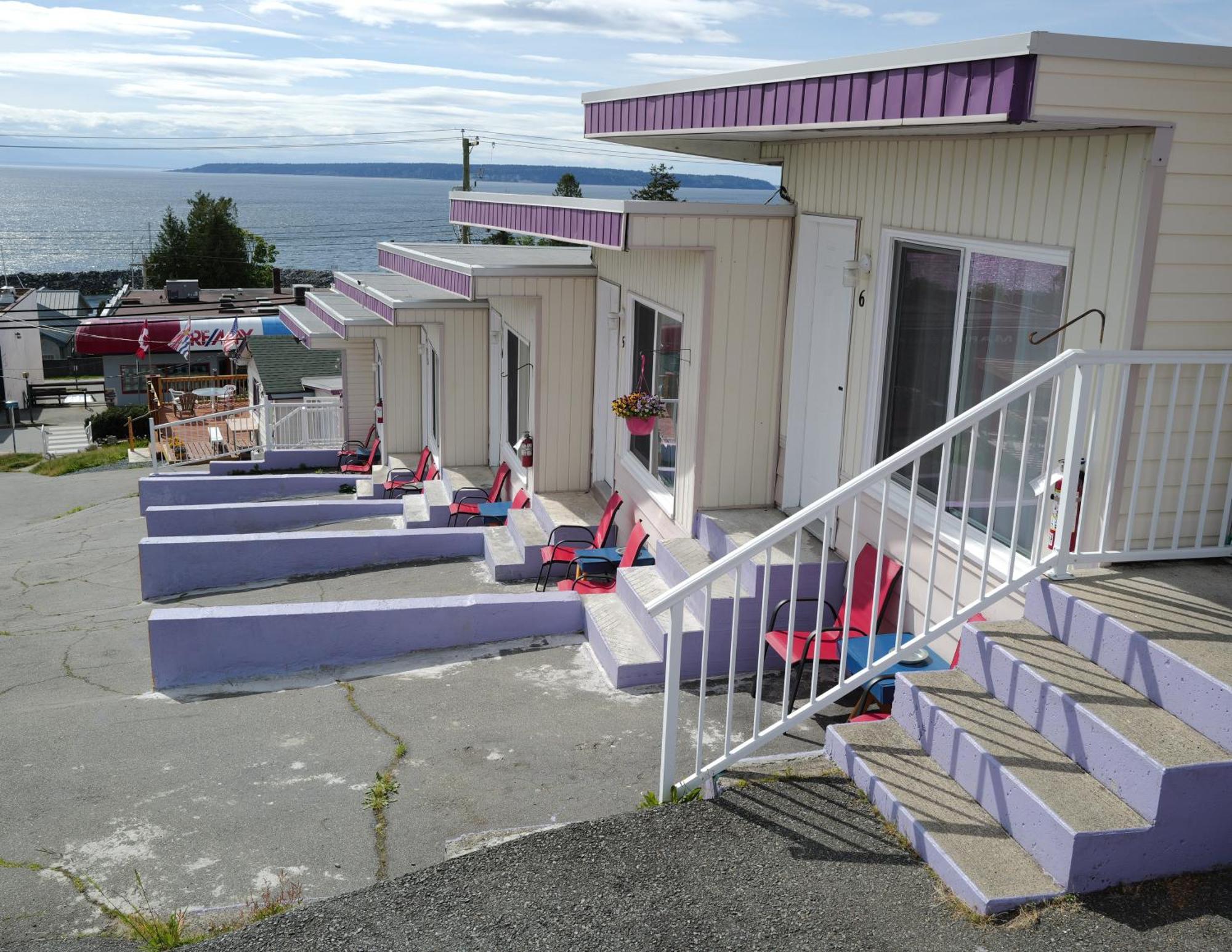 Westview Centre Motel Ltd Powell River Exterior photo